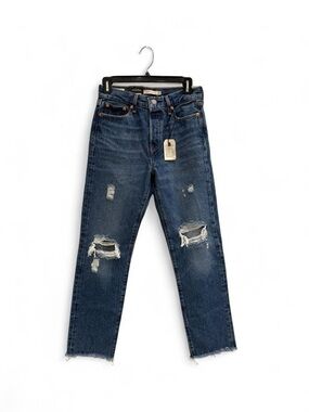 Levi’s Women’s Premium Wedgie Straight Jeans
